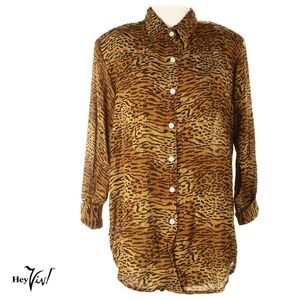 Vintage 90s Tiger Print Rayon Button Up Blouse Shirt w Tags Small B40 - Hey Viv